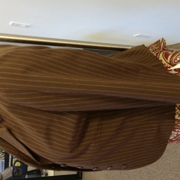 NWOT Emma James Jacket ( 16)free earings. - Picture 4 of 8